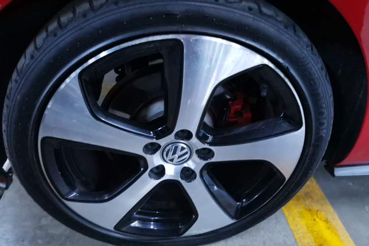 Used Volkswagen Golf GTI 2016 2.0 TSI GTI Exterior 8