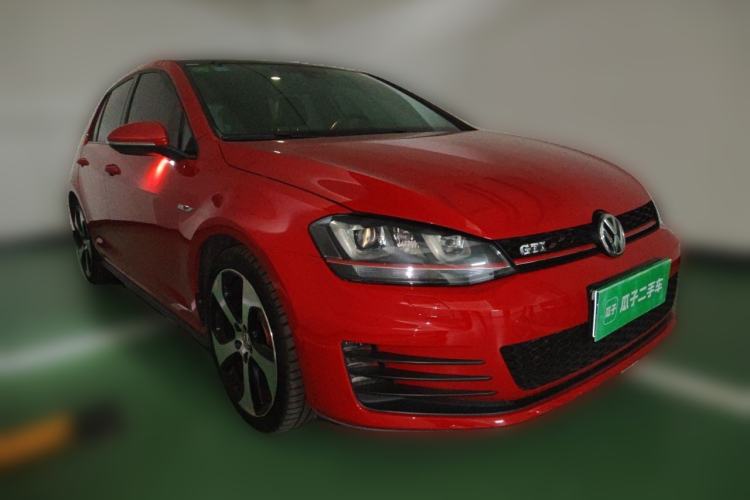 Used Volkswagen Golf GTI 2016 2.0 TSI GTI Front Right 45 Deg