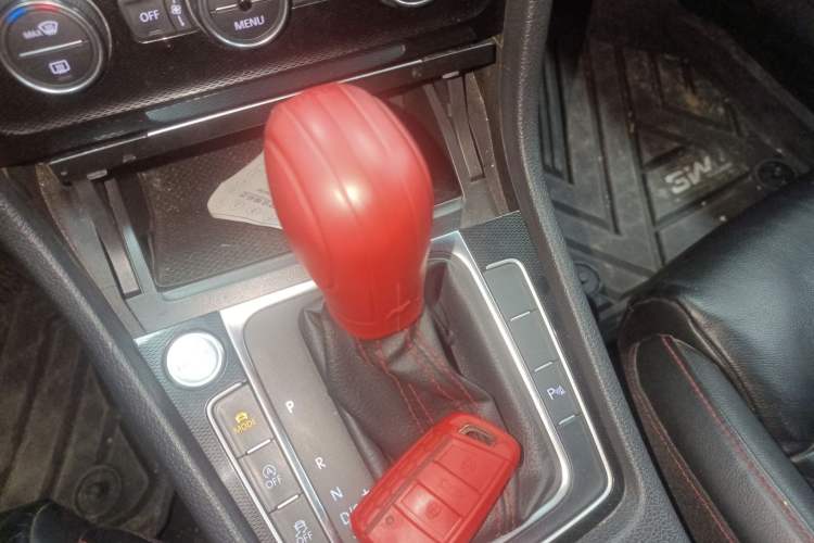 Used Volkswagen Golf GTI 2016 2.0 TSI GTI Gear Lever
