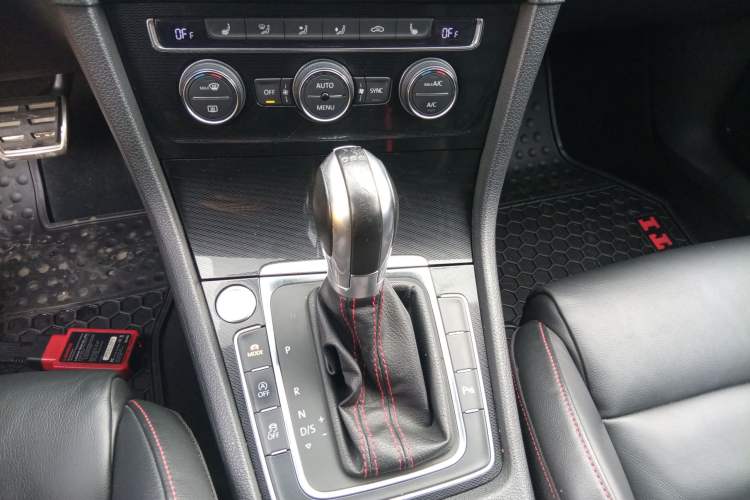 Used Volkswagen Golf GTI 2016 2.0 TSI GTI Gear Lever