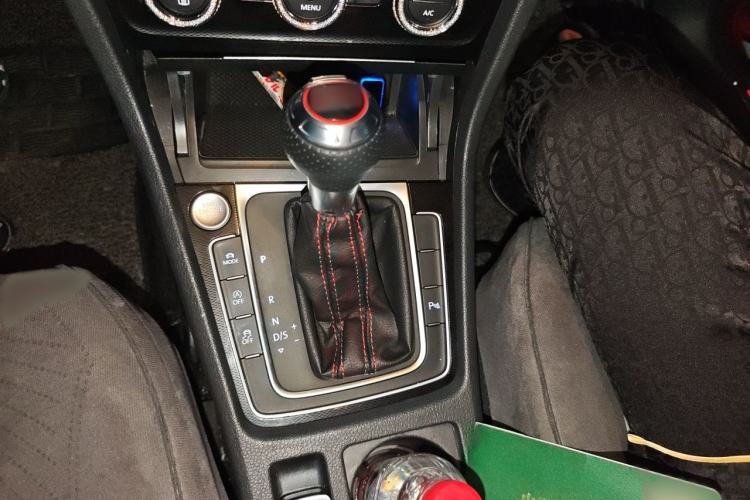 Used Volkswagen Golf GTI 2016 2.0 TSI GTI Gear Lever