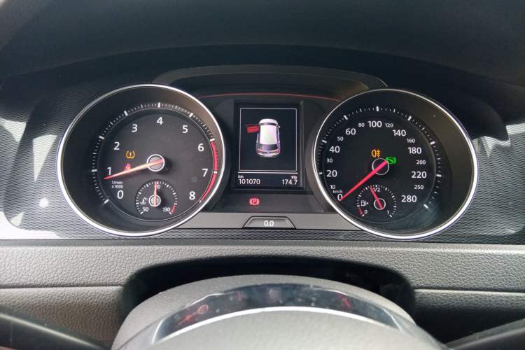 Used Volkswagen Golf GTI 2016 2.0 TSI GTI Instrument Cluster