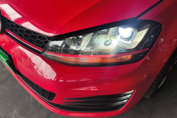 Used Volkswagen Golf GTI 2016 2.0 TSI GTI Left Front Headlight