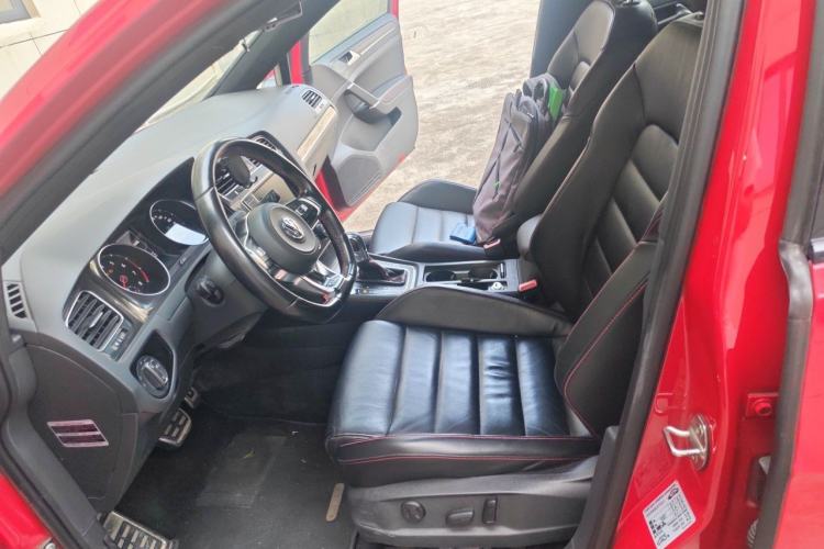 Used Volkswagen Golf GTI 2016 2.0 TSI GTI Left Front Seat