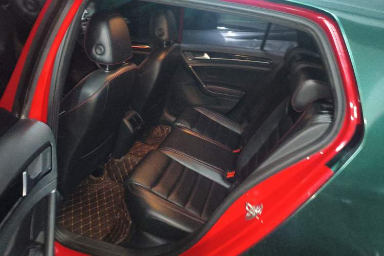 Used Volkswagen Golf GTI 2016 2.0 TSI GTI Left Rear Seat