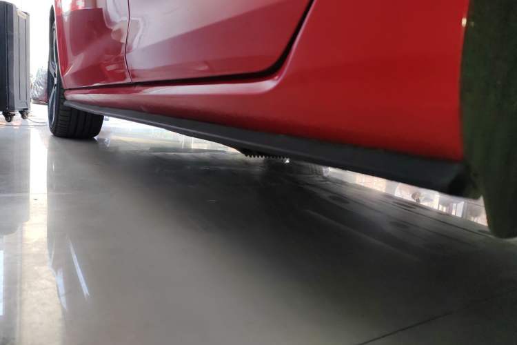 Used Volkswagen Golf GTI 2016 2.0 TSI GTI Left Side Sill
