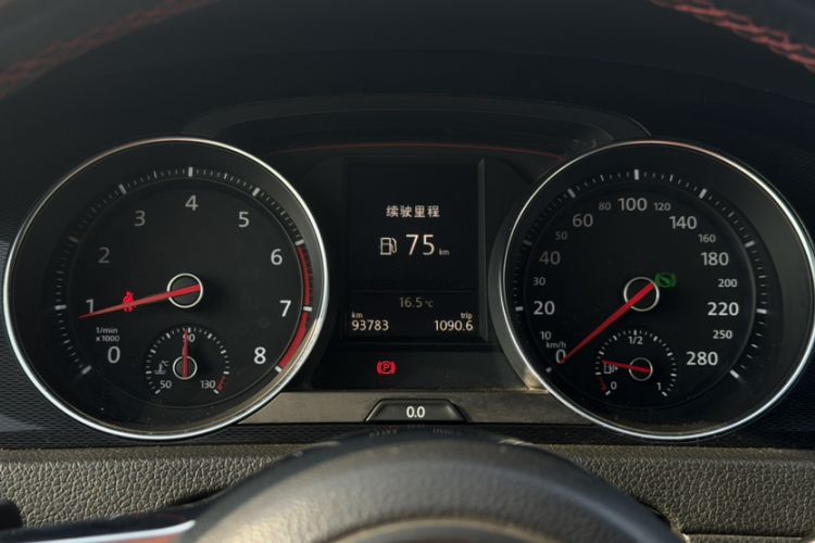 Used Volkswagen Golf GTI 2016 2.0 TSI GTI Odometer Close Up