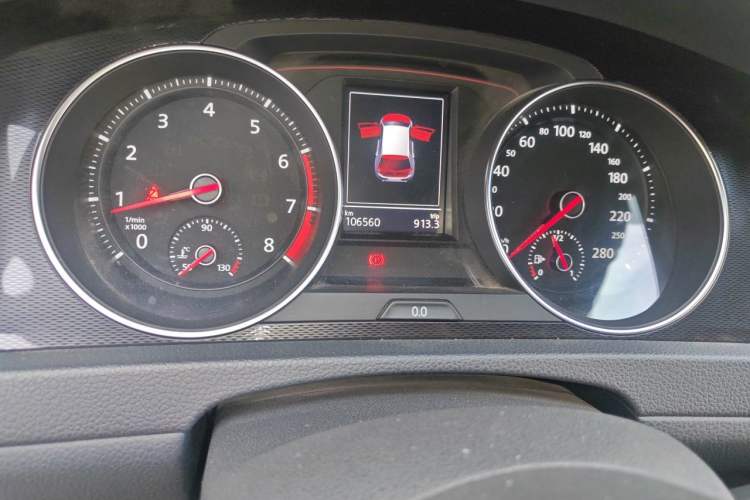 Used Volkswagen Golf GTI 2016 2.0 TSI GTI Odometer Close Up
