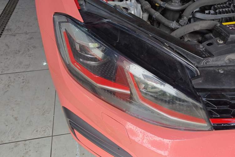 Used Volkswagen Golf GTI 2016 2.0 TSI GTI Right Front Headlight