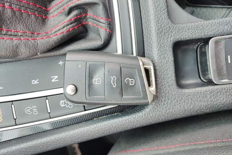 Used Volkswagen Golf GTI 2016 2.0 TSI GTI Vehicle Key