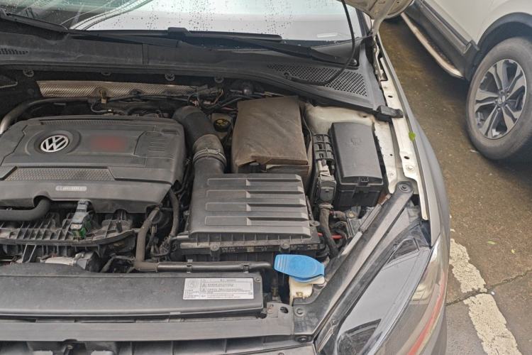 Used Volkswagen Golf GTI 2016 2.0 TSI GTI Engine Bay Left
