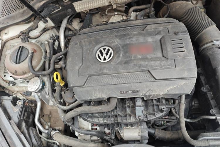 Used Volkswagen Golf GTI 2016 2.0 TSI GTI Engine Bay Right