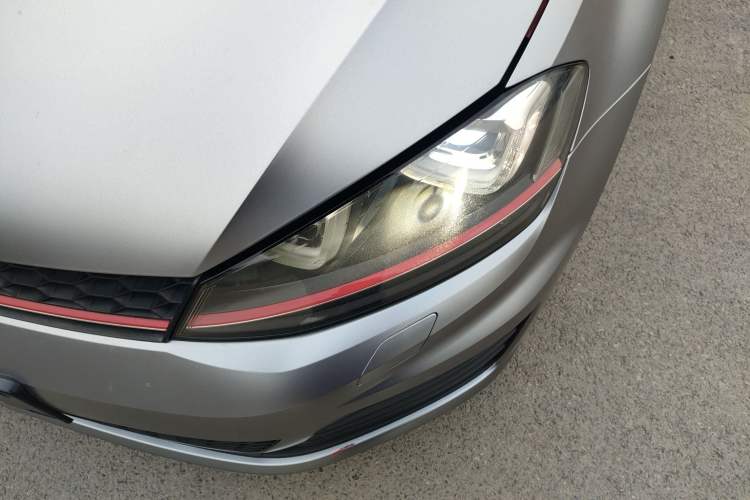 Used Volkswagen Golf GTI 2016 2.0 TSI GTI Left Front Headlight