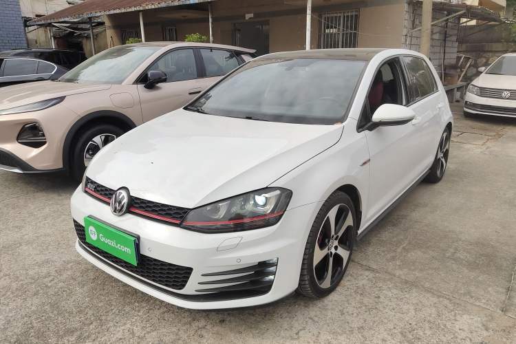 Used Volkswagen Golf GTI 2016 2.0 TSI GTI Guazi used car, China used car export, Used car for sale, Used  cars, Cheapest cars for sale