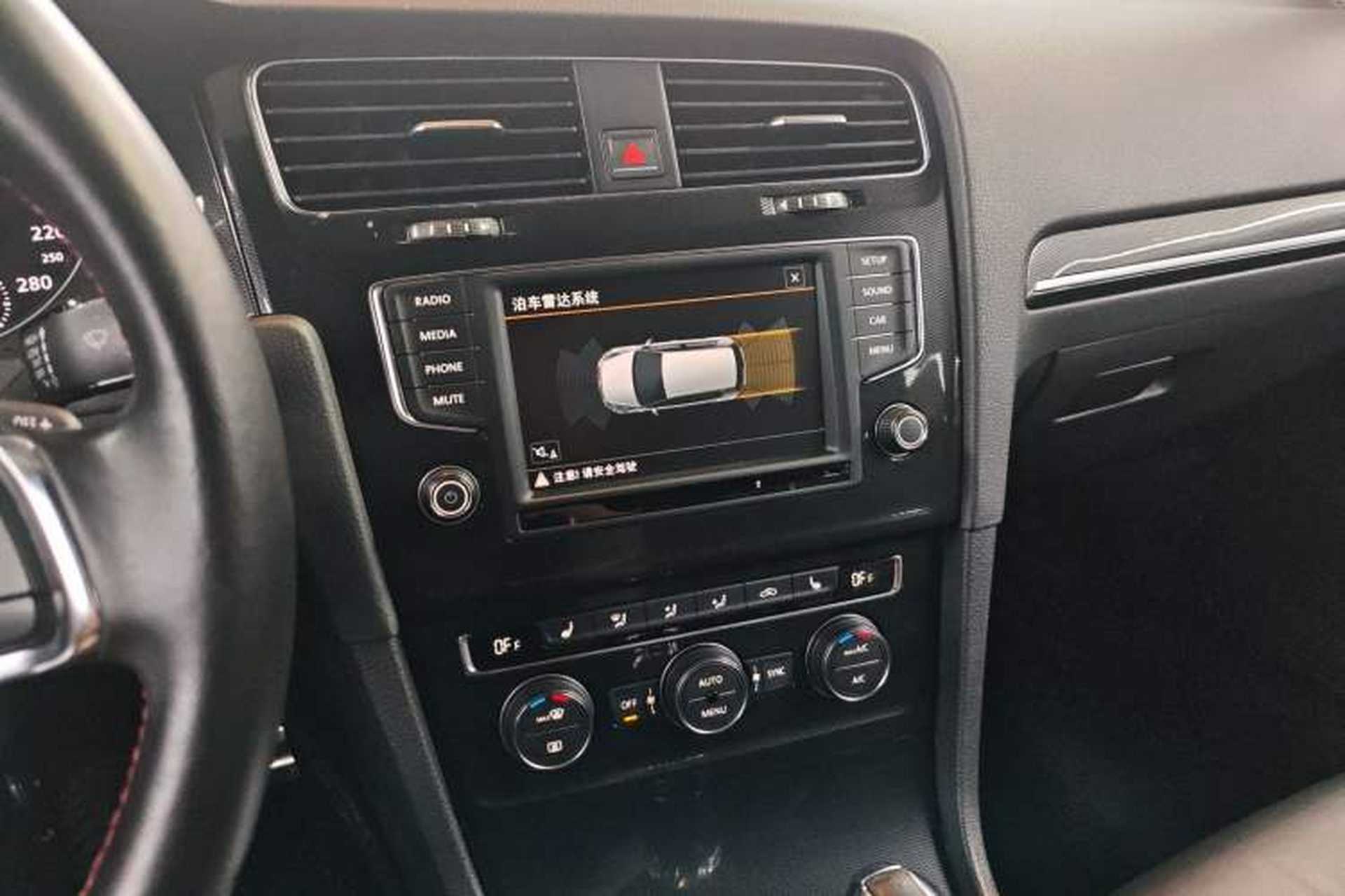 Used Volkswagen Golf GTI 2016 2.0 TSI GTI Audio And AC Panel