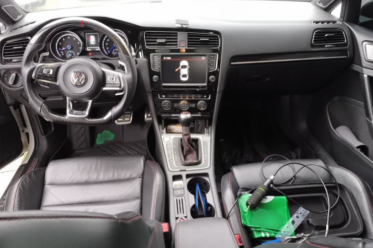 Used Volkswagen Golf GTI 2016 2.0 TSI GTI Center Console