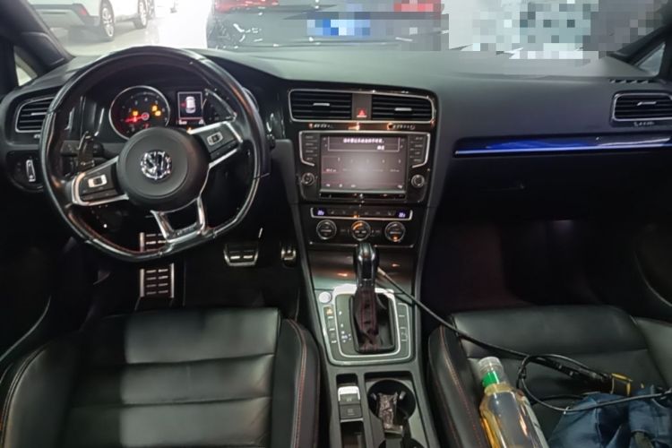 Used Volkswagen Golf GTI 2016 2.0 TSI GTI Center Console