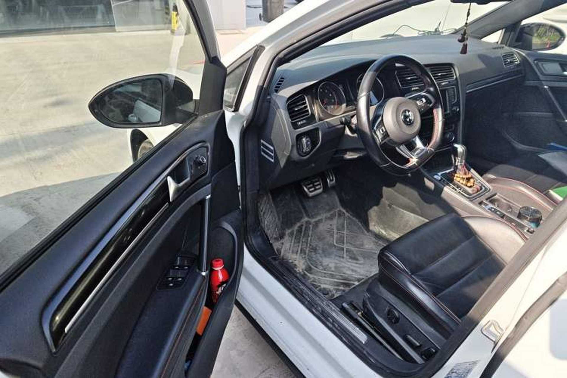 Used Volkswagen Golf GTI 2016 2.0 TSI GTI Driver Seat