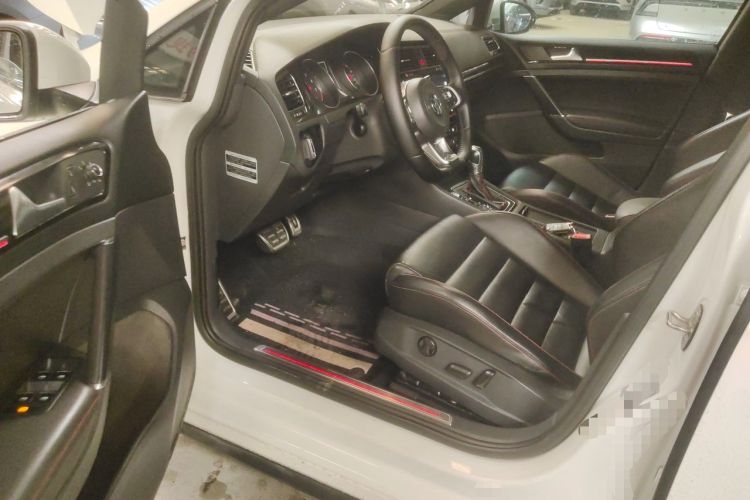 Used Volkswagen Golf GTI 2016 2.0 TSI GTI Driver Seat