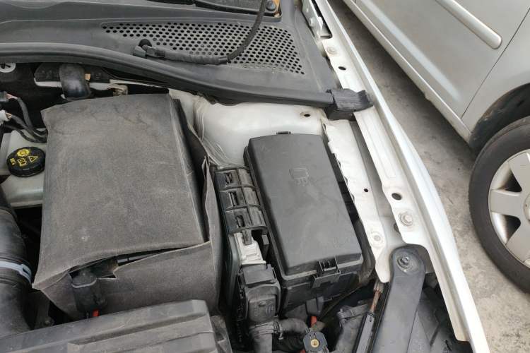 Used Volkswagen Golf GTI 2016 2.0 TSI GTI Engine Bay Left
