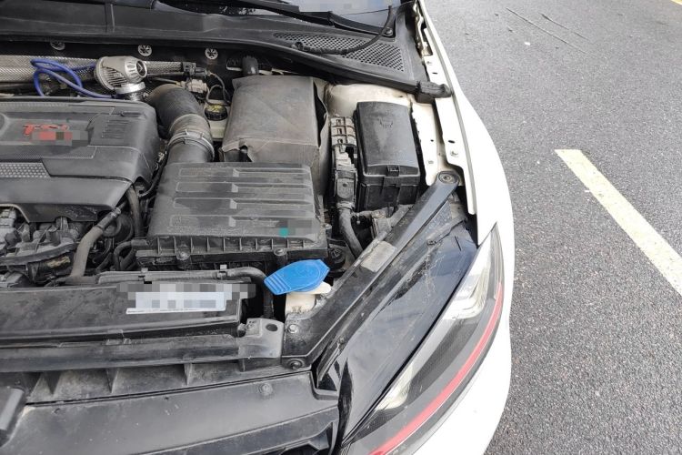 Used Volkswagen Golf GTI 2016 2.0 TSI GTI Engine Bay Left