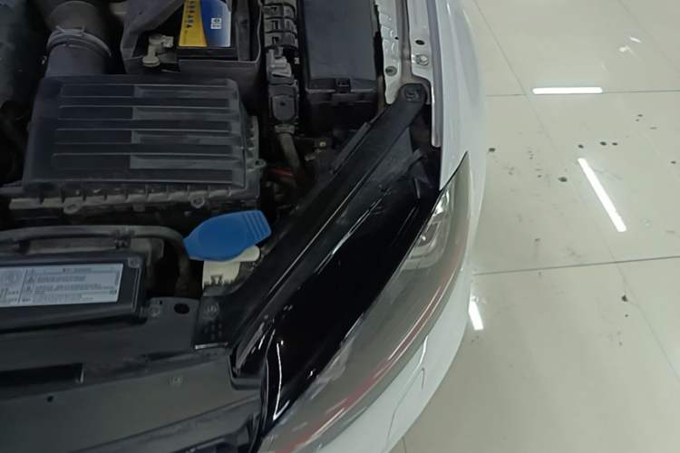 Used Volkswagen Golf GTI 2016 2.0 TSI GTI Engine Bay Left