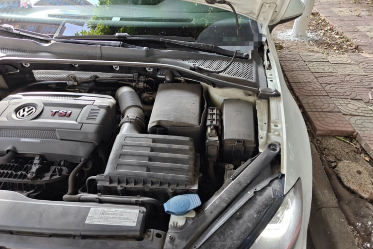 Used Volkswagen Golf GTI 2016 2.0 TSI GTI Engine Bay Left