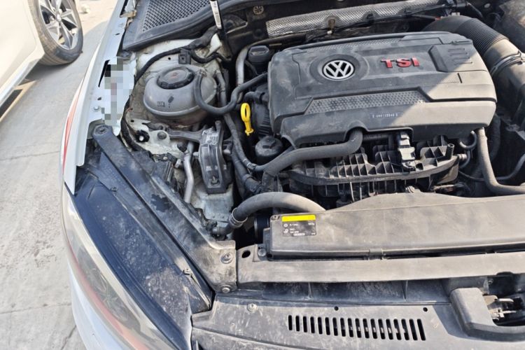 Used Volkswagen Golf GTI 2016 2.0 TSI GTI Engine Bay Right
