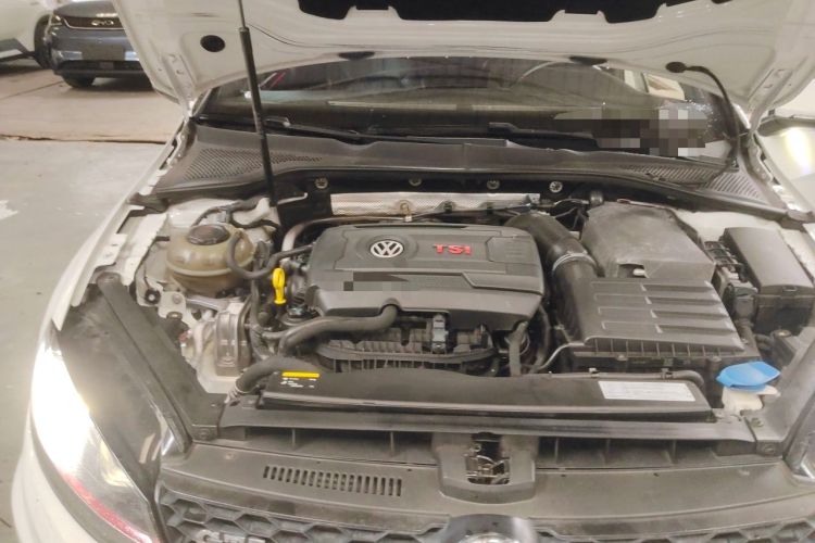 Used Volkswagen Golf GTI 2016 2.0 TSI GTI Engine Bay Right