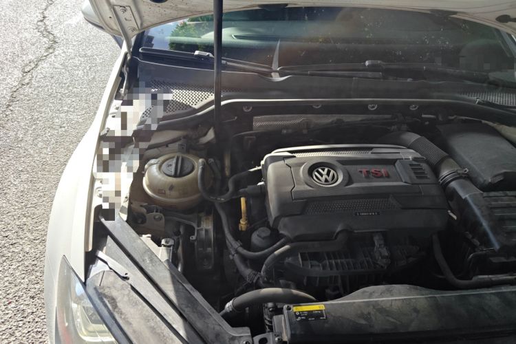 Used Volkswagen Golf GTI 2016 2.0 TSI GTI Engine Bay Right