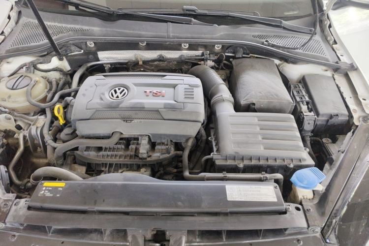 Used Volkswagen Golf GTI 2016 2.0 TSI GTI Engine Bay