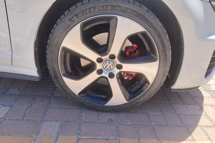 Used Volkswagen Golf GTI 2016 2.0 TSI GTI Exterior 1
