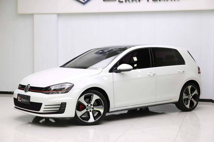 Used Volkswagen Golf GTI 2016 2.0 TSI GTI Exterior 2