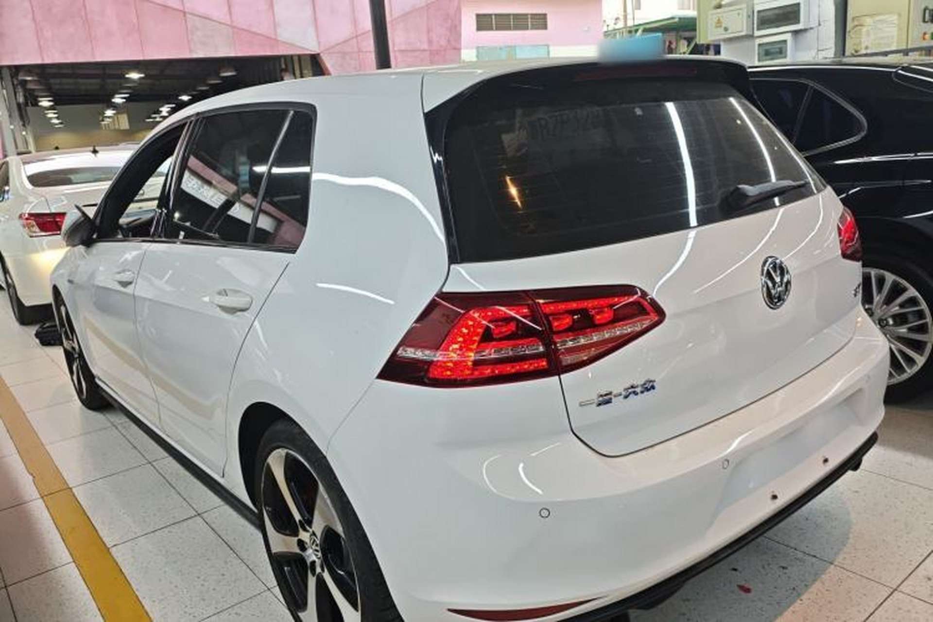 Used Volkswagen Golf GTI 2016 2.0 TSI GTI Exterior 3