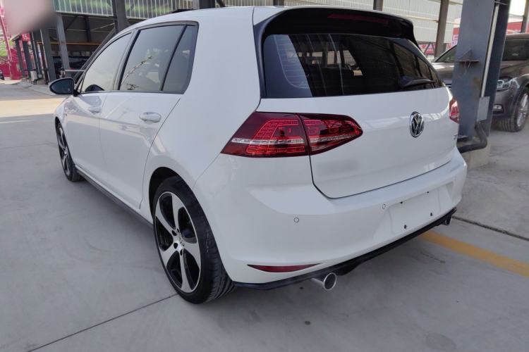 Used Volkswagen Golf GTI 2016 2.0 TSI GTI Exterior 3