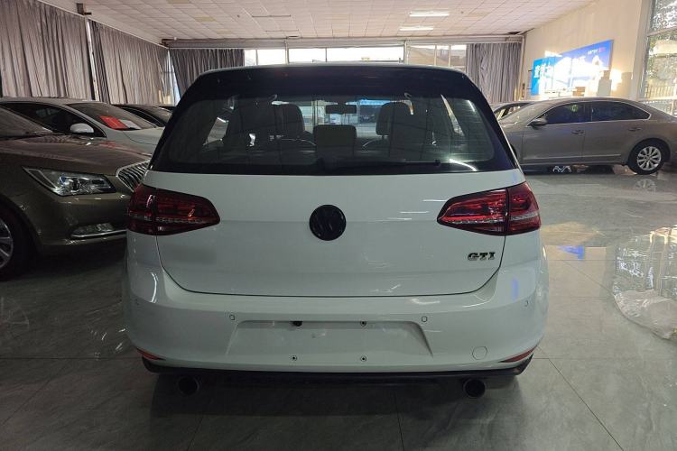 Used Volkswagen Golf GTI 2016 2.0 TSI GTI Exterior 4