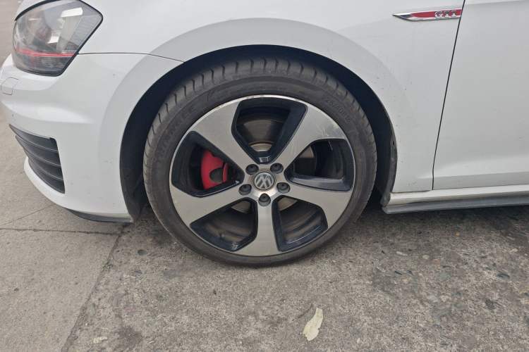 Used Volkswagen Golf GTI 2016 2.0 TSI GTI Exterior 4