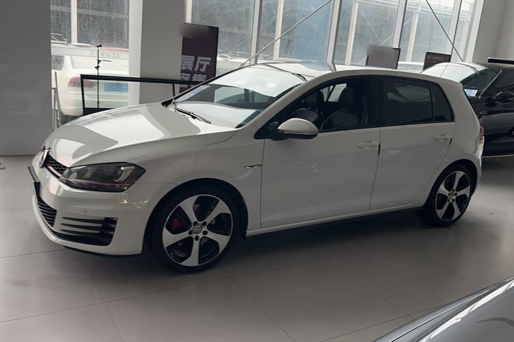 Used Volkswagen Golf GTI 2016 2.0 TSI GTI Exterior 4