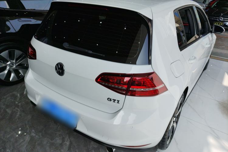 Used Volkswagen Golf GTI 2016 2.0 TSI GTI Exterior 5