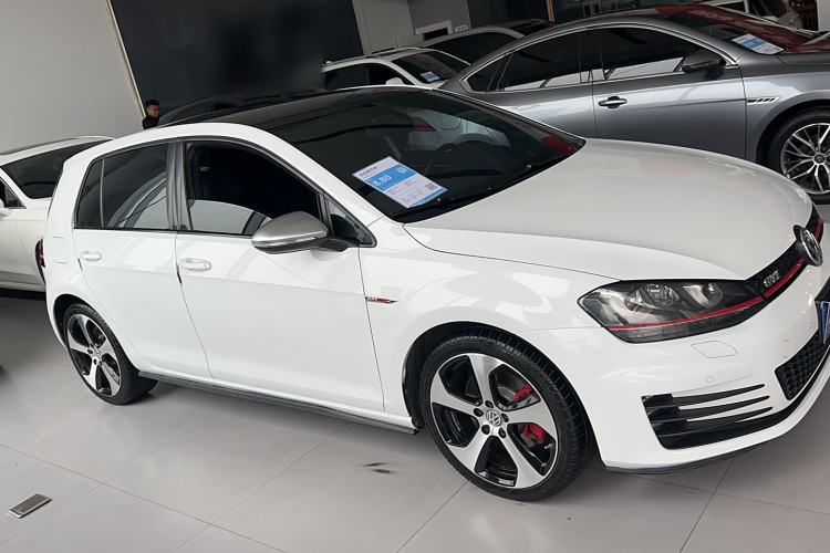 Used Volkswagen Golf GTI 2016 2.0 TSI GTI Exterior 5