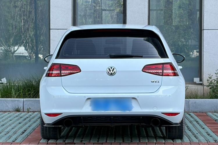 Used Volkswagen Golf GTI 2016 2.0 TSI GTI Exterior 6