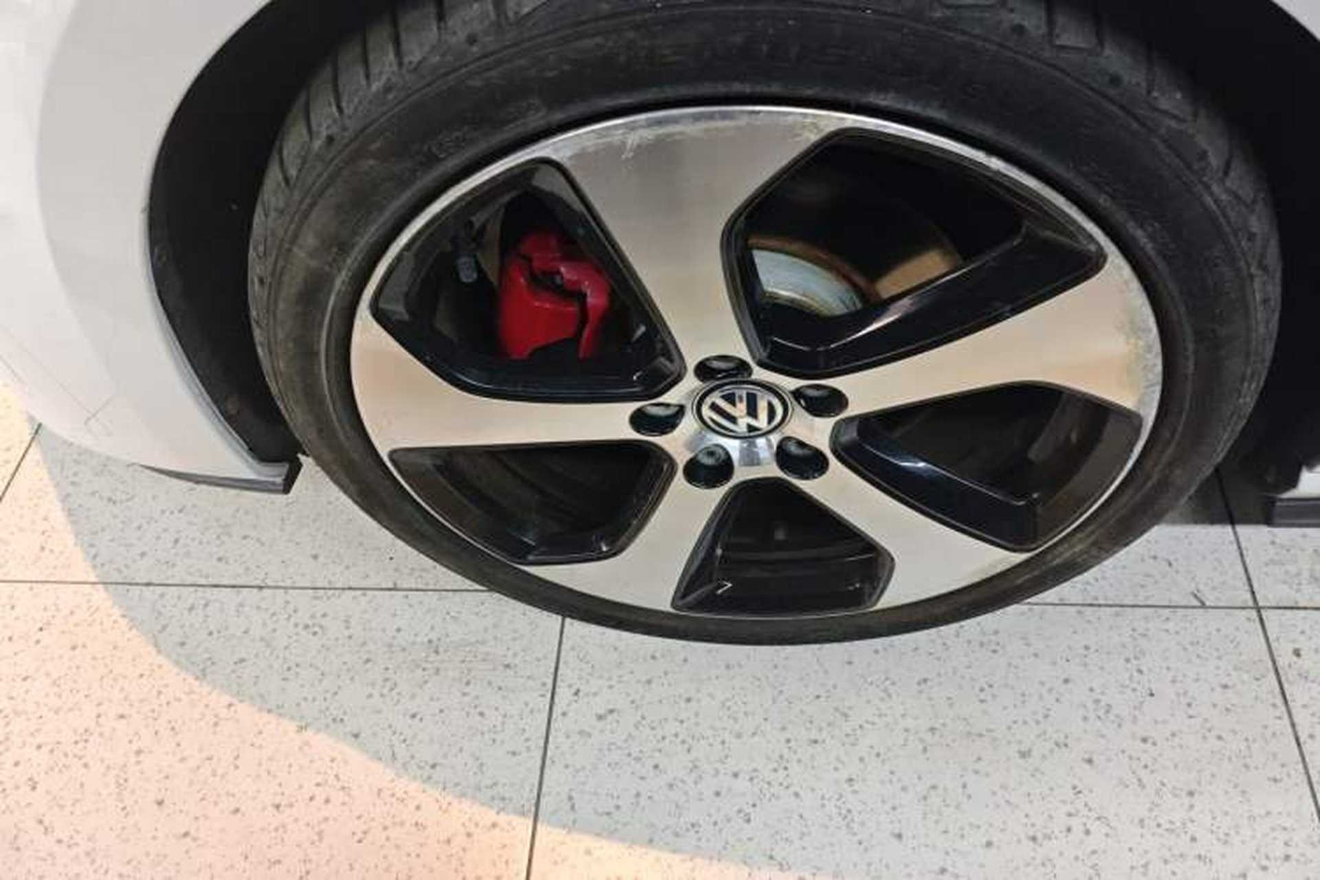 Used Volkswagen Golf GTI 2016 2.0 TSI GTI Exterior 7