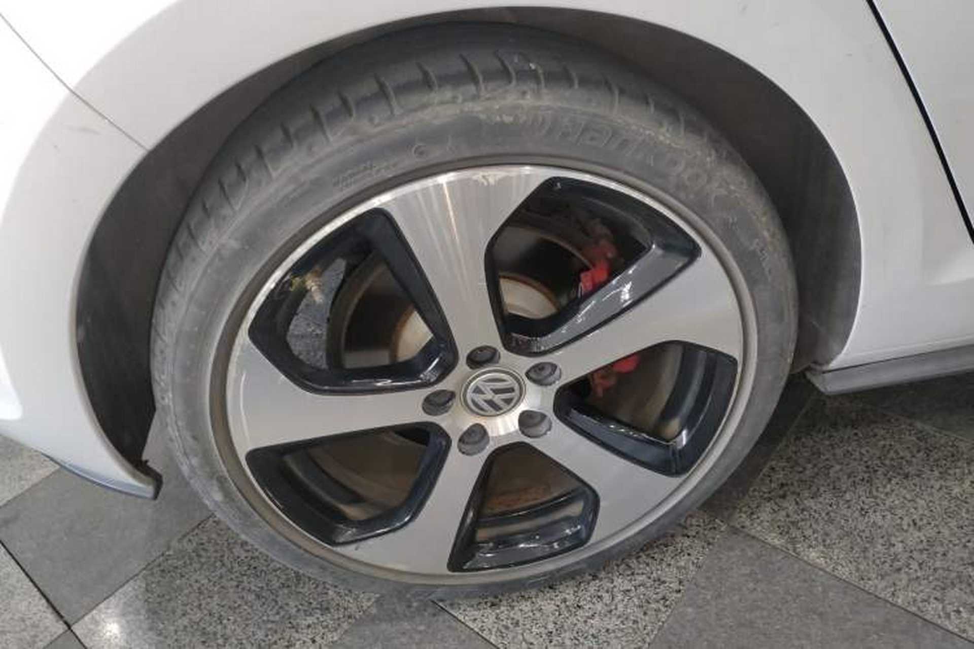 Used Volkswagen Golf GTI 2016 2.0 TSI GTI Exterior 8