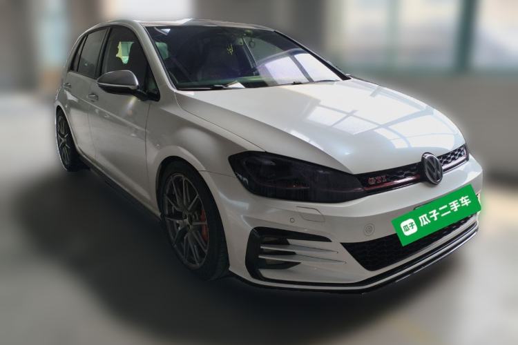 Used Volkswagen Golf GTI 2016 2.0 TSI GTI Front Right 45 Deg