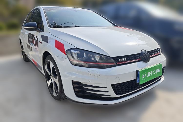 Used Volkswagen Golf GTI 2016 2.0 TSI GTI Front Right 45 Deg