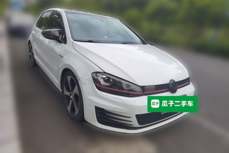 Used Volkswagen Golf GTI 2016 2.0 TSI GTI Front Right 45 Deg