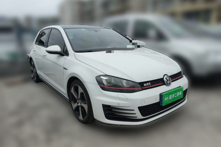Used Volkswagen Golf GTI 2016 2.0 TSI GTI Front Right 45 Deg