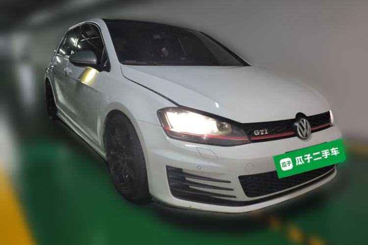 Used Volkswagen Golf GTI 2016 2.0 TSI GTI Front Right 45 Deg