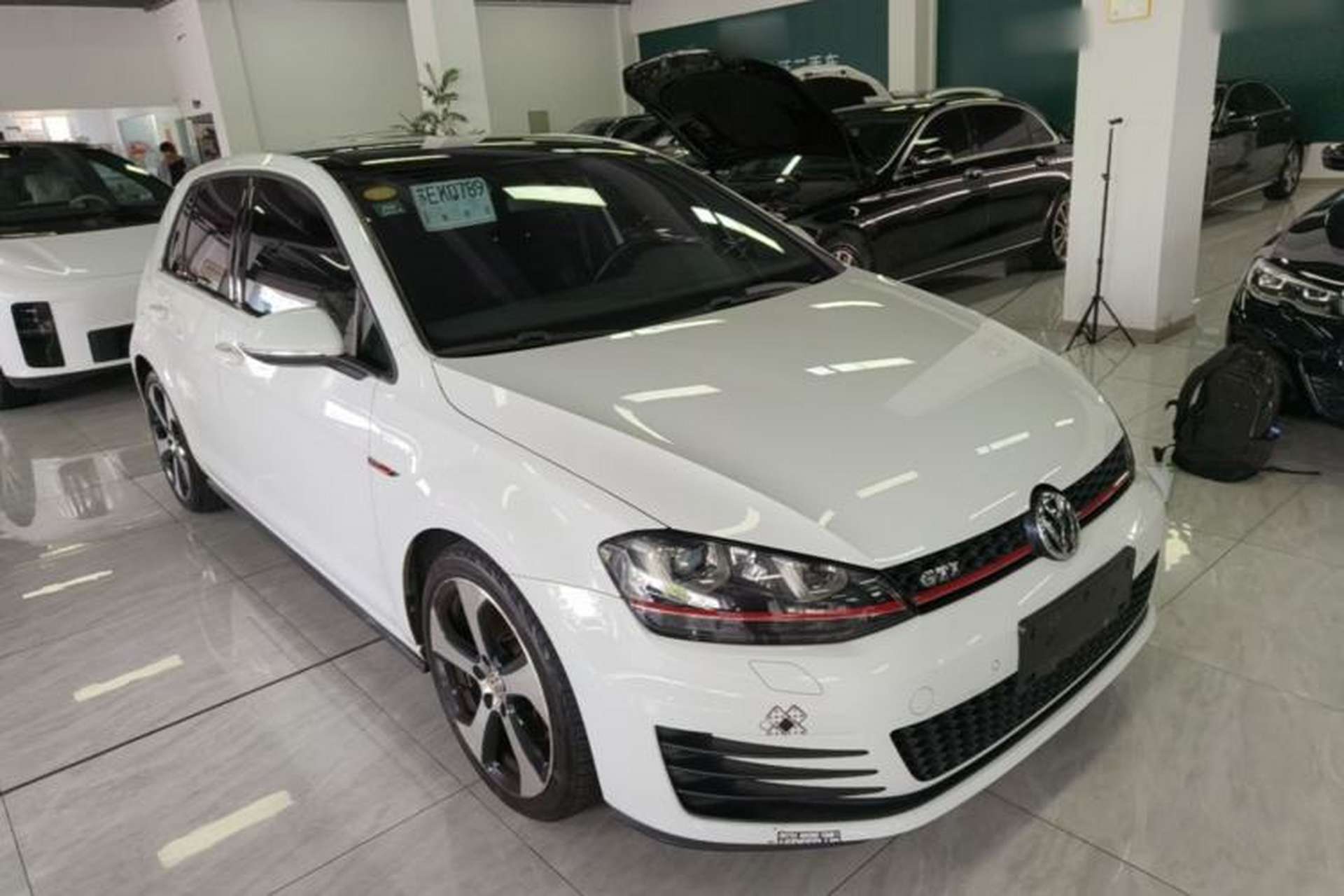 Used Volkswagen Golf GTI 2016 2.0 TSI GTI Front Right 45 Deg