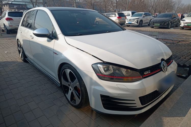 Used Volkswagen Golf GTI 2016 2.0 TSI GTI Front Right 45 Deg
